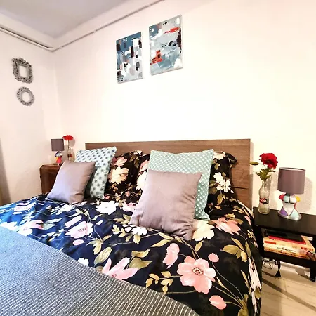 Apartment Grazioso Red Rose *